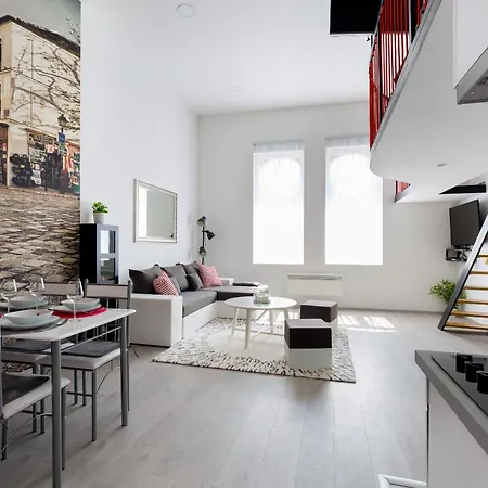 Cobblestone Quarters With A Wave Of Colour 公寓 布达佩斯